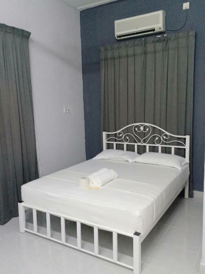 Tebing Guest House Taman Negara Malaysia 쿠알라타한 외부 사진